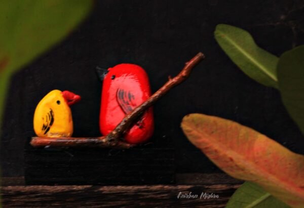 Designed Colorful Birds Showpiece
