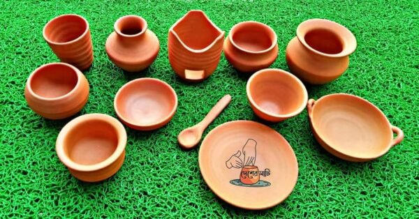 Terracotta Dishes Toy Set
