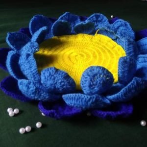 Designed Woolen Lotus Mat