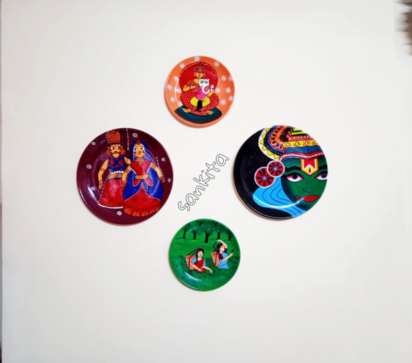 Traditional Painting Wall Hanging Plate Set of Four