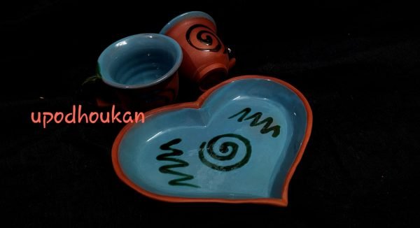 Ceramic Coated Heart Shaped Tray with Cups