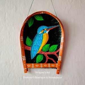 Humming Bird Handpainted Decorative Kulo