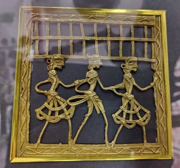 Dokra Tribal Three Figure Showpiece